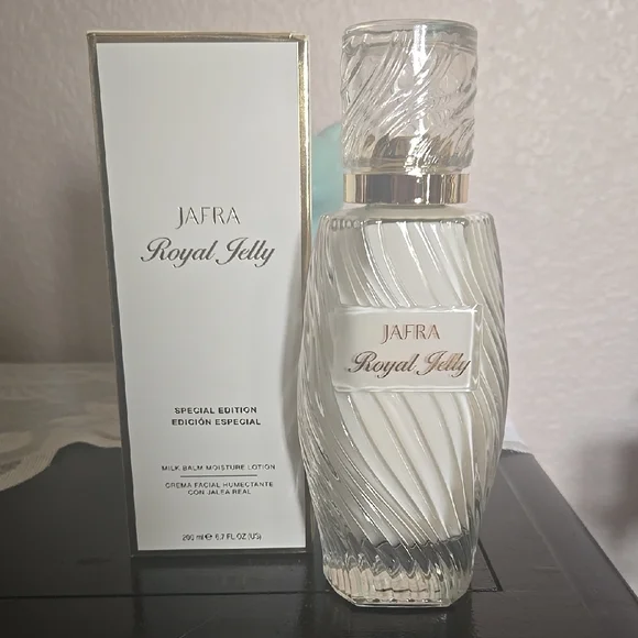 Jafra Royal Jelly Special Edition Moisture Lotion